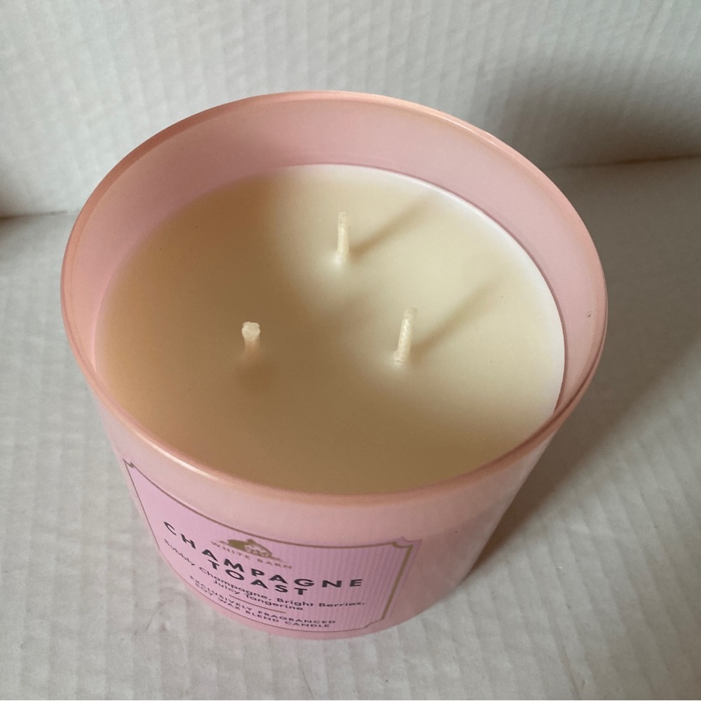 Champagne Toast Bath & Body Works White Barn 3 Wick Candle 14.5 Oz brand new - Picture 4 of 4